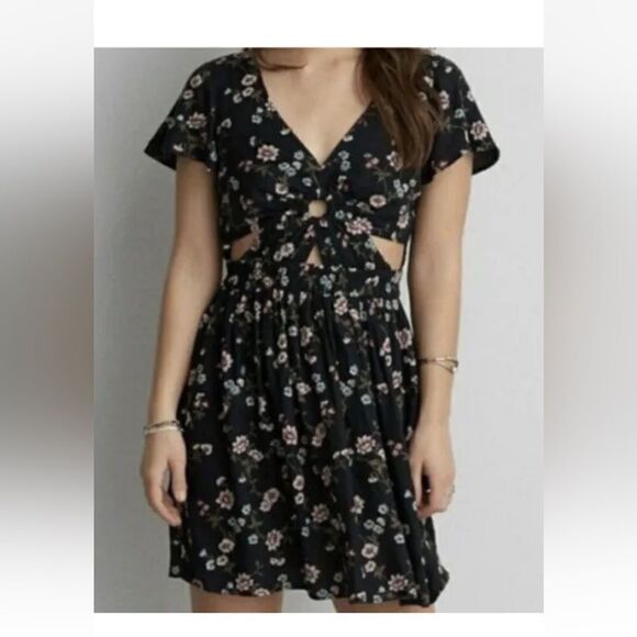 AEO Floral Keyhole Fit and Flare Dress cutout womens XS navy pink preppy cottage - Picture 4 of 16
